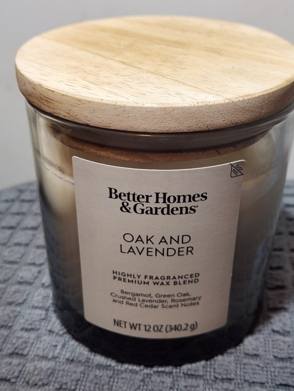 Better Homes And Gardens Oak and Lavender Scented Candle 12oz